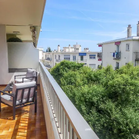 Apartment Le Clos Tranquille By Interhome *